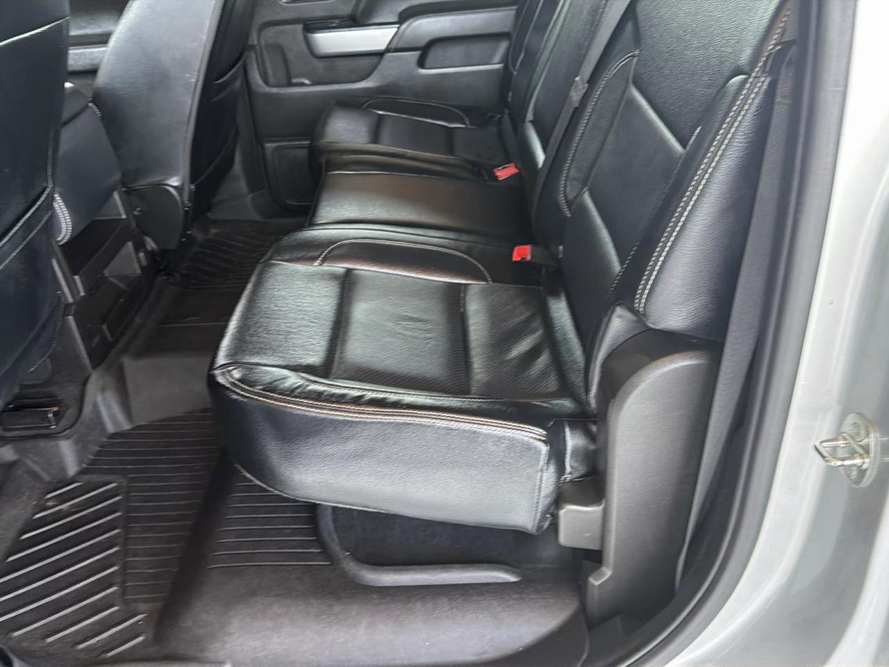 Chevrolet Silverado 1500 4WD Crew Cab 143.5" LT w/2LT 2018