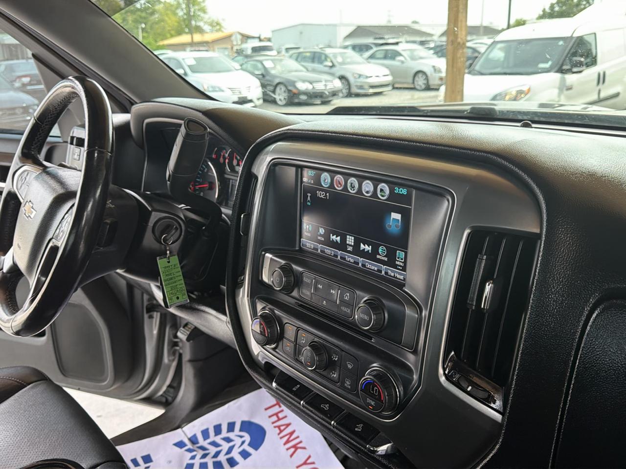 Chevrolet Silverado 1500 4WD Crew Cab 143.5" LT w/2LT 2018