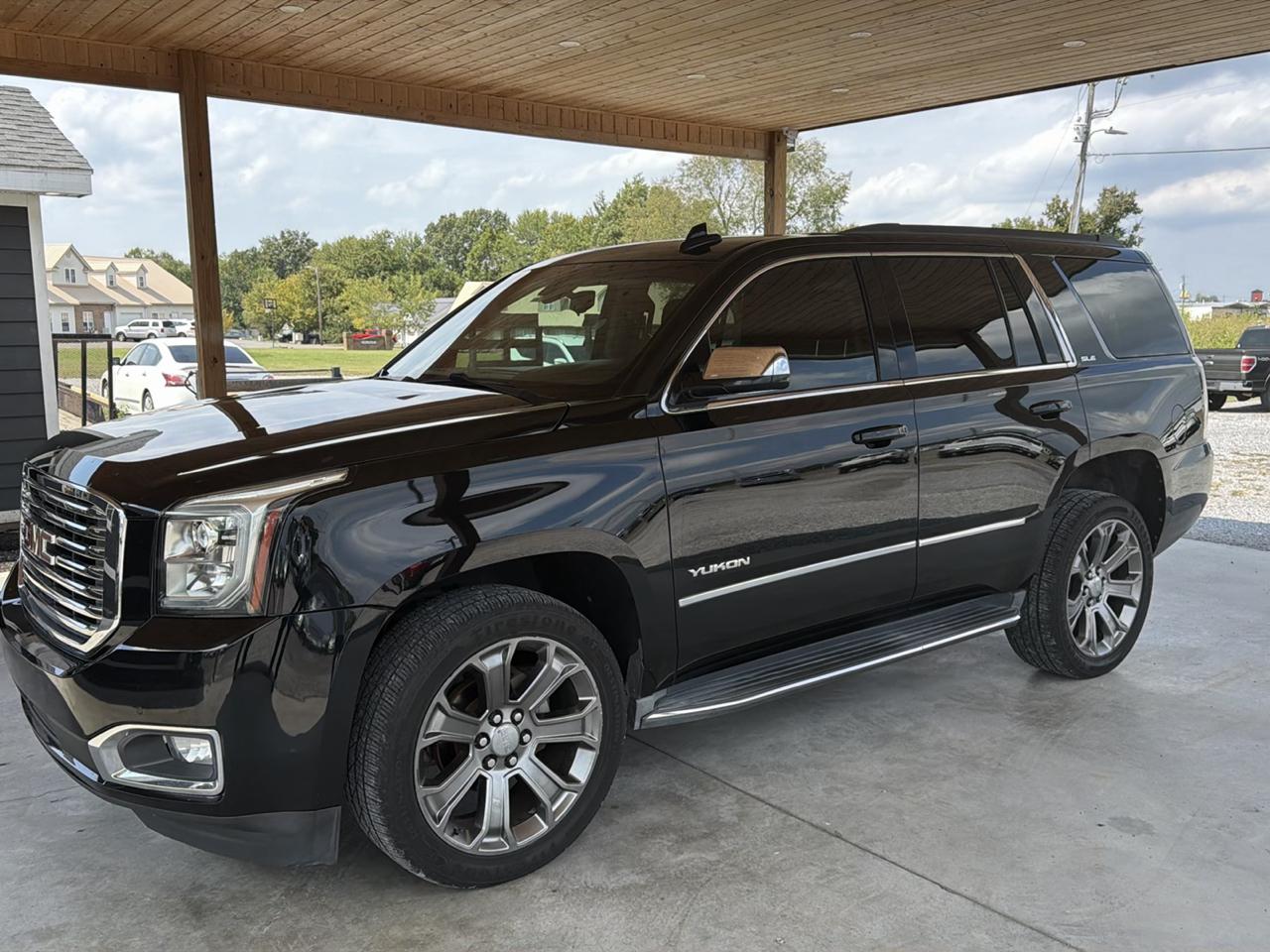 GMC Yukon 2WD 4dr SLE 2015