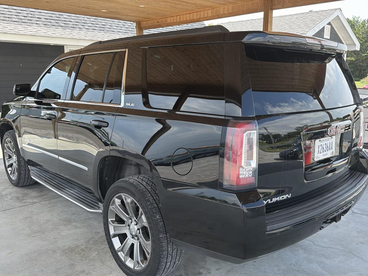 GMC Yukon 2WD 4dr SLE 2015