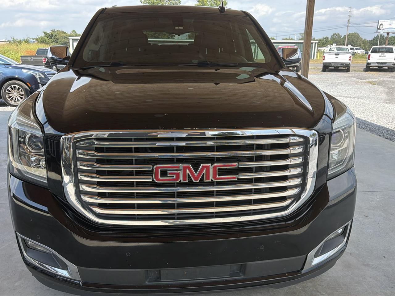 GMC Yukon 2WD 4dr SLE 2015