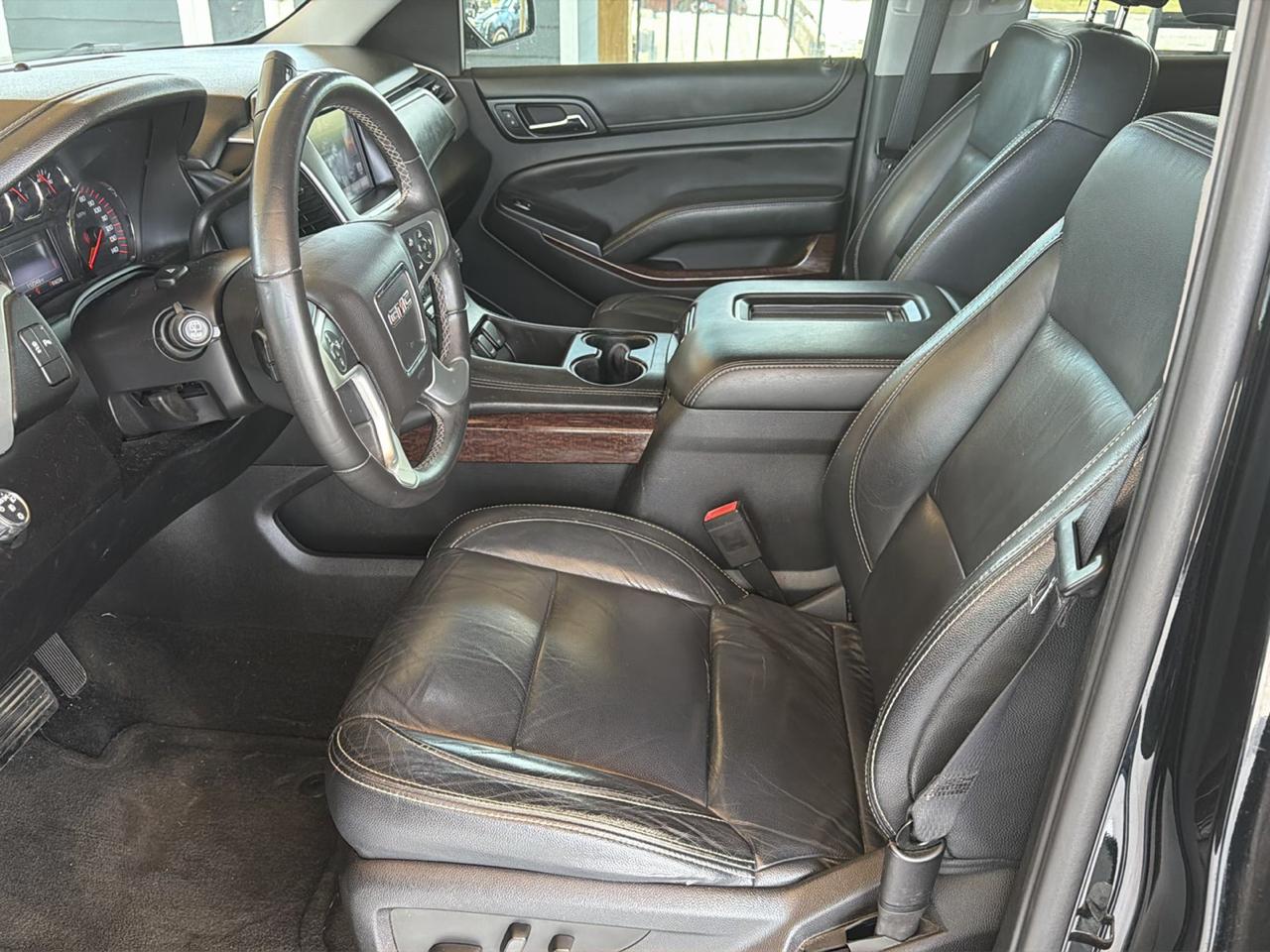 GMC Yukon 2WD 4dr SLE 2015