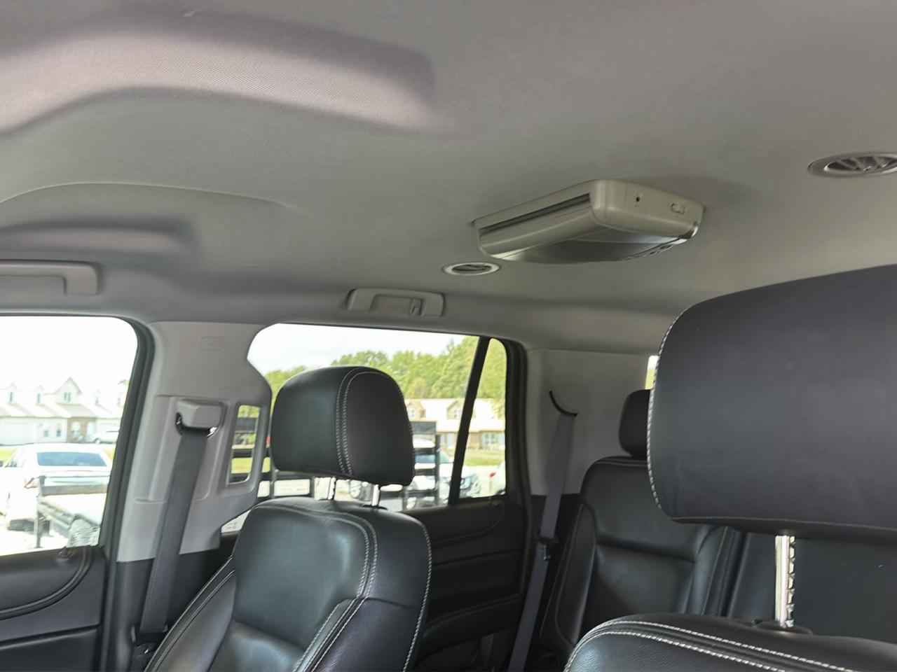 GMC Yukon 2WD 4dr SLE 2015