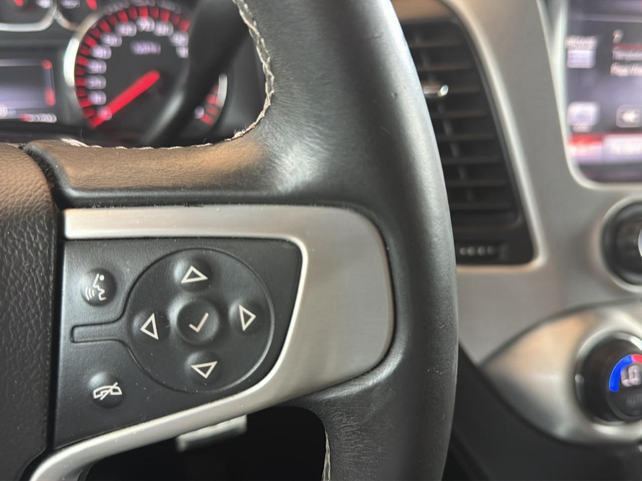 GMC Yukon 2WD 4dr SLE 2015