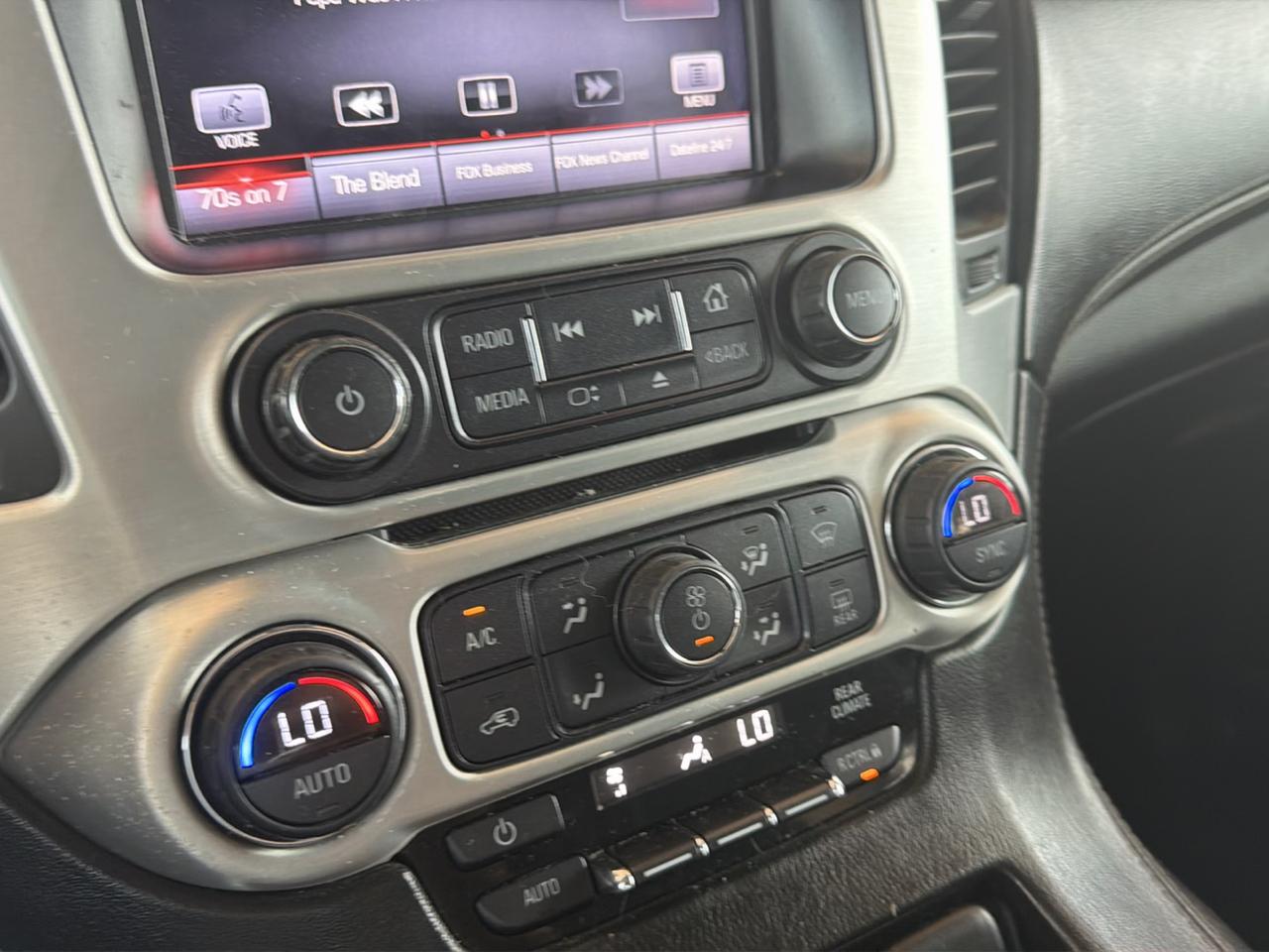 GMC Yukon 2WD 4dr SLE 2015