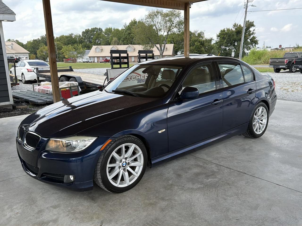 BMW 3 Series 4dr Sdn 328i RWD SULEV South Africa 2011