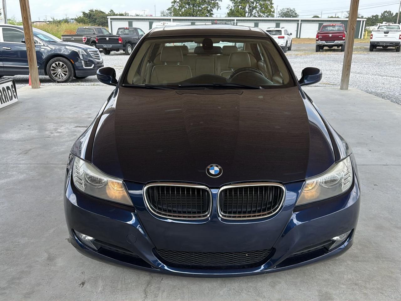 BMW 3 Series 4dr Sdn 328i RWD SULEV South Africa 2011