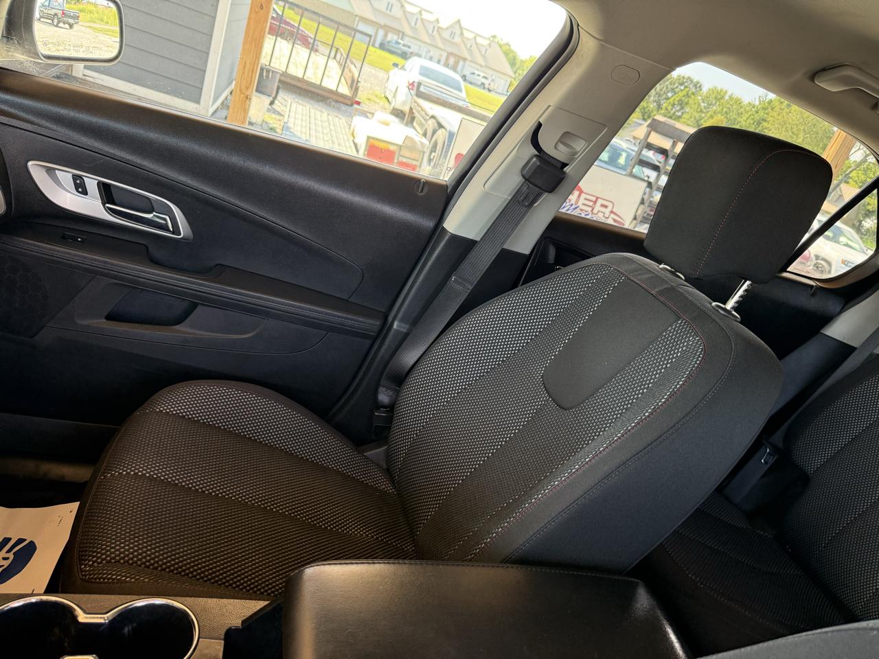 Chevrolet Equinox FWD 4dr LT w/1LT 2017