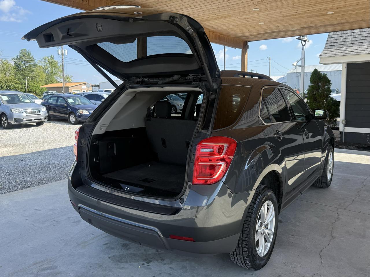 Chevrolet Equinox FWD 4dr LT w/1LT 2017