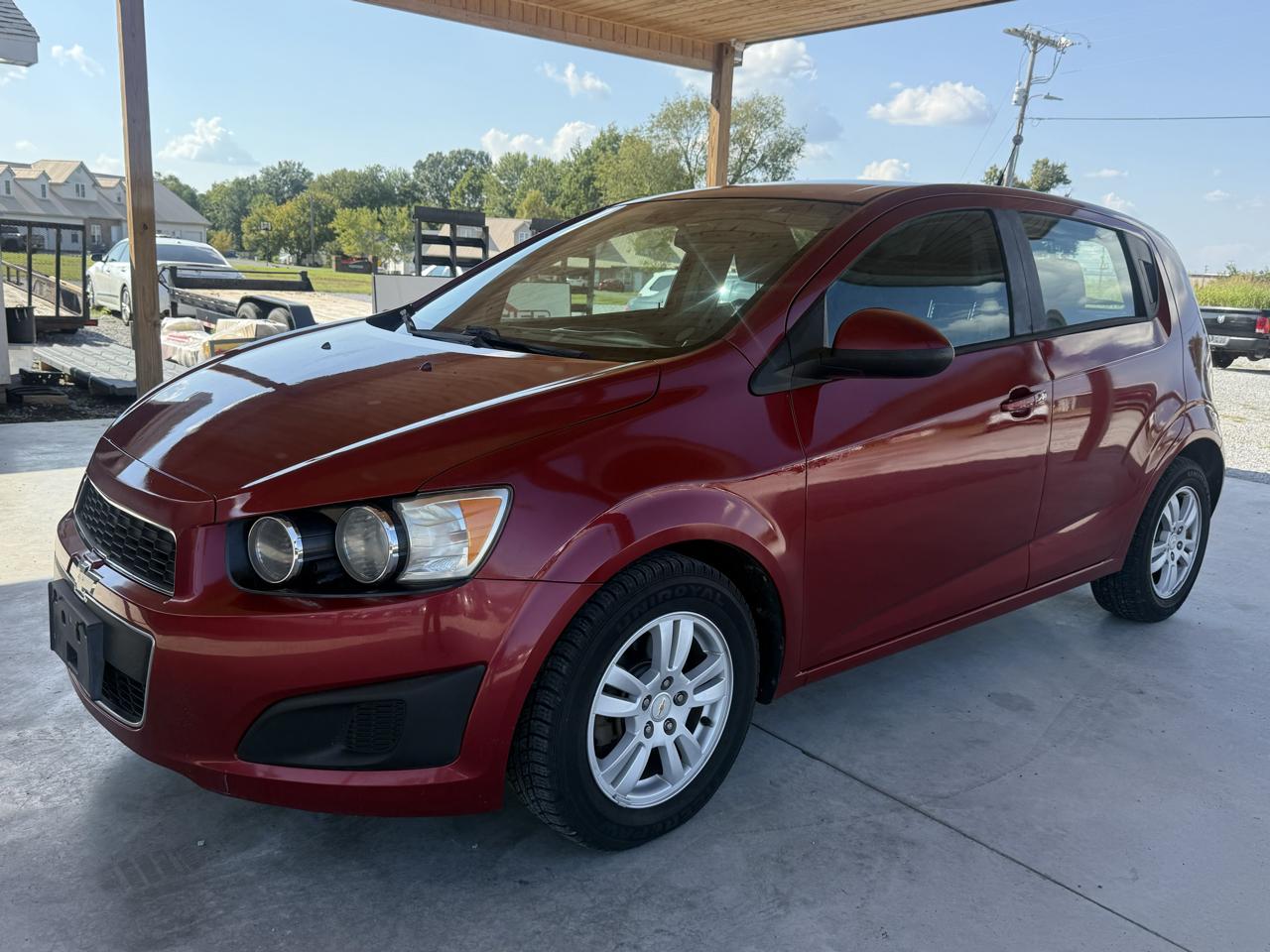 Chevrolet Sonic 5dr HB LS 2LS 2012