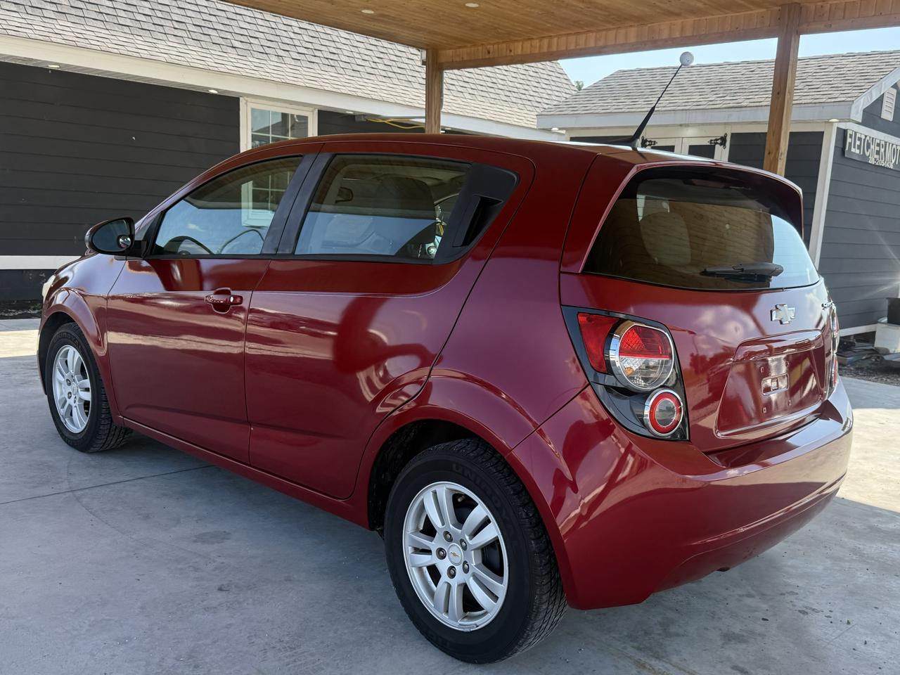Chevrolet Sonic 5dr HB LS 2LS 2012