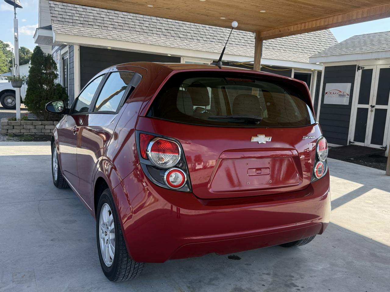 Chevrolet Sonic 5dr HB LS 2LS 2012