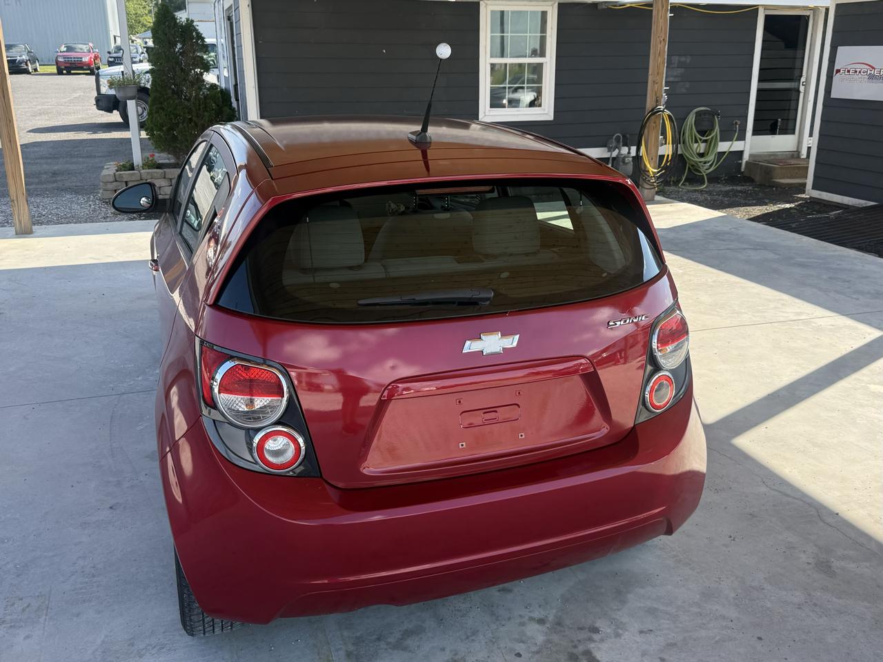 Chevrolet Sonic 5dr HB LS 2LS 2012