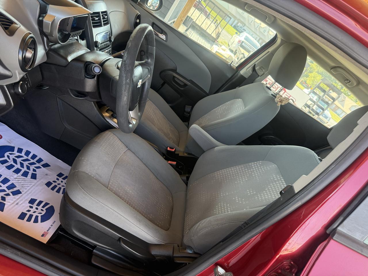 Chevrolet Sonic 5dr HB LS 2LS 2012
