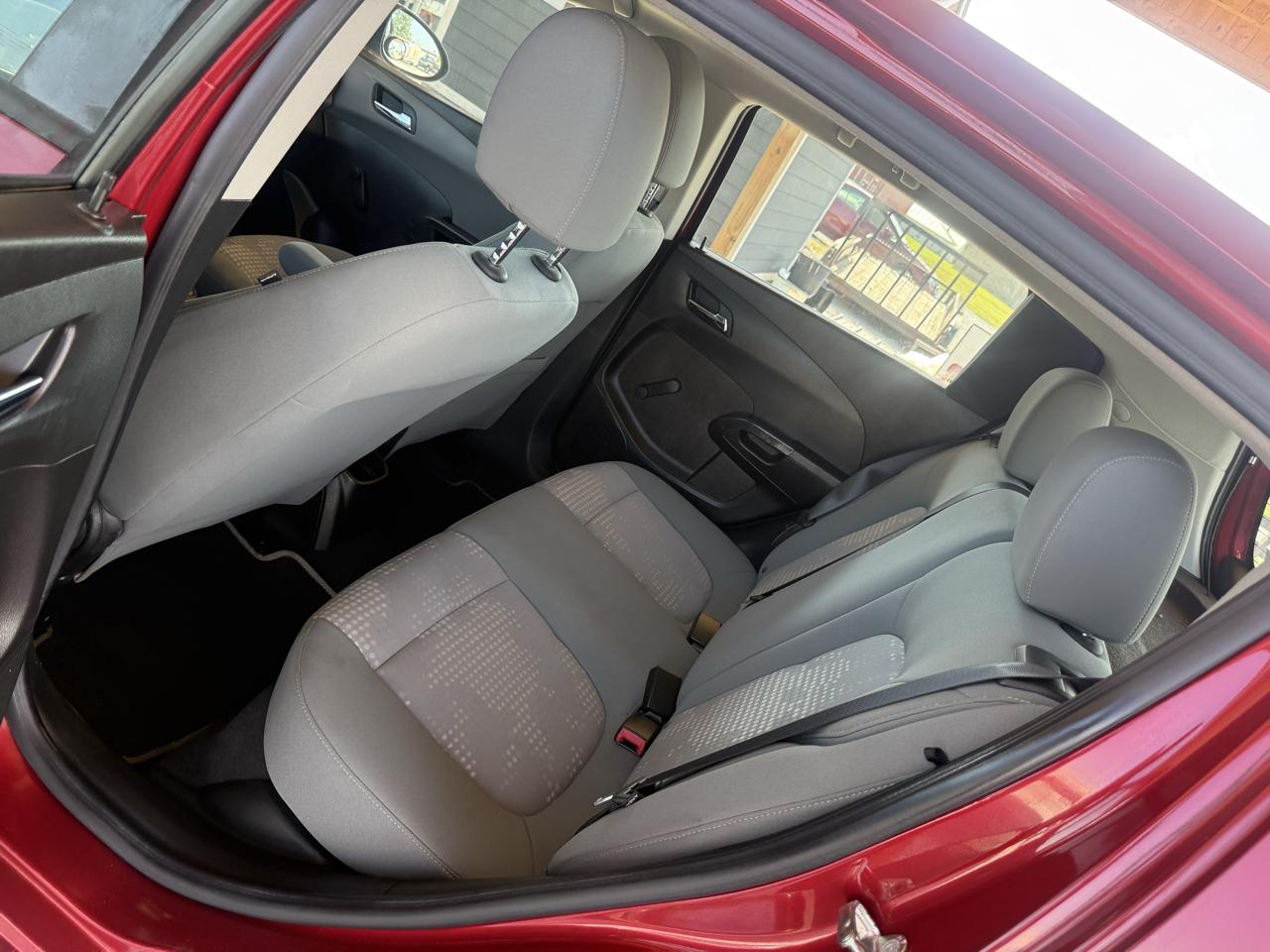 Chevrolet Sonic 5dr HB LS 2LS 2012