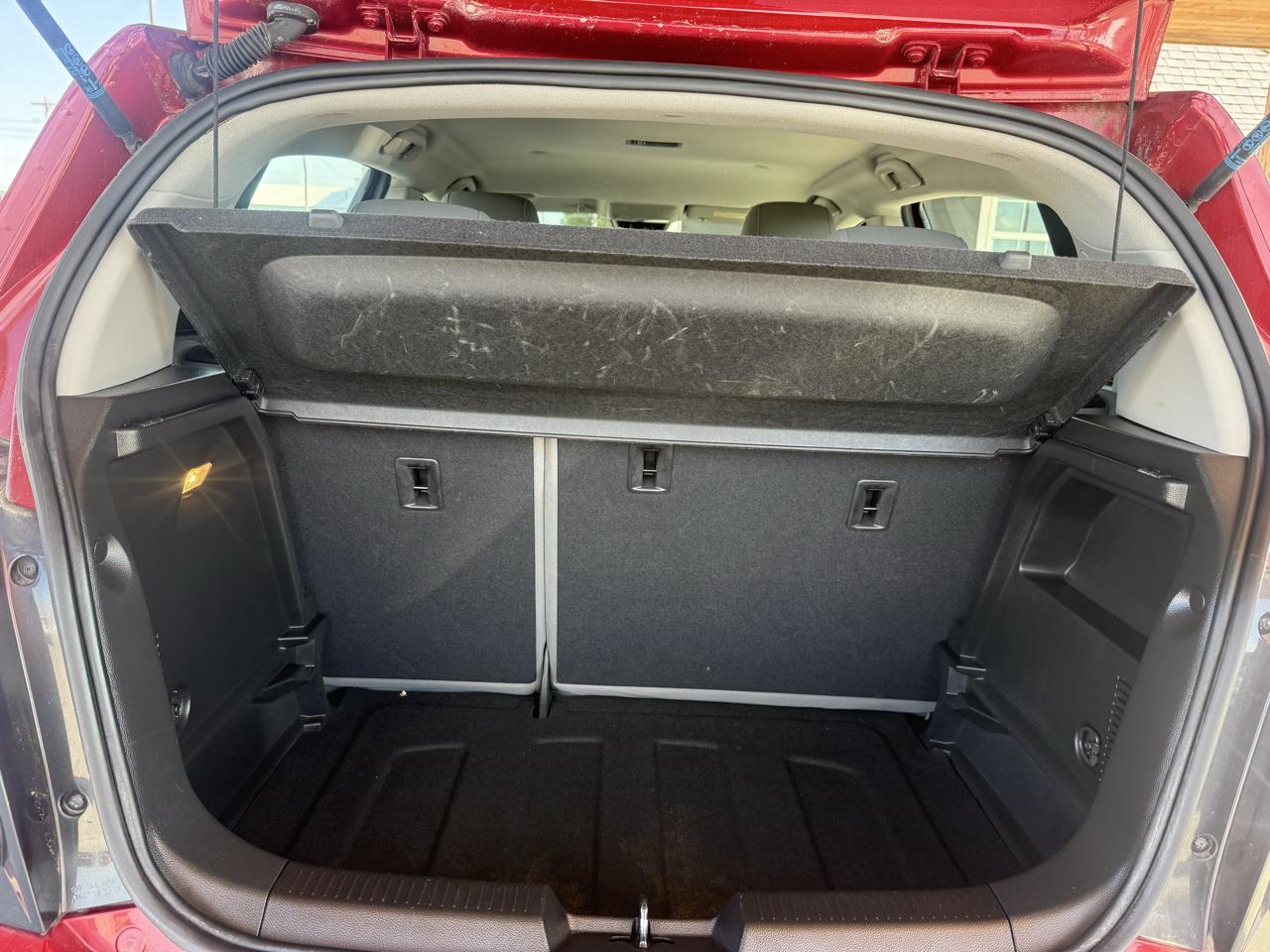 Chevrolet Sonic 5dr HB LS 2LS 2012