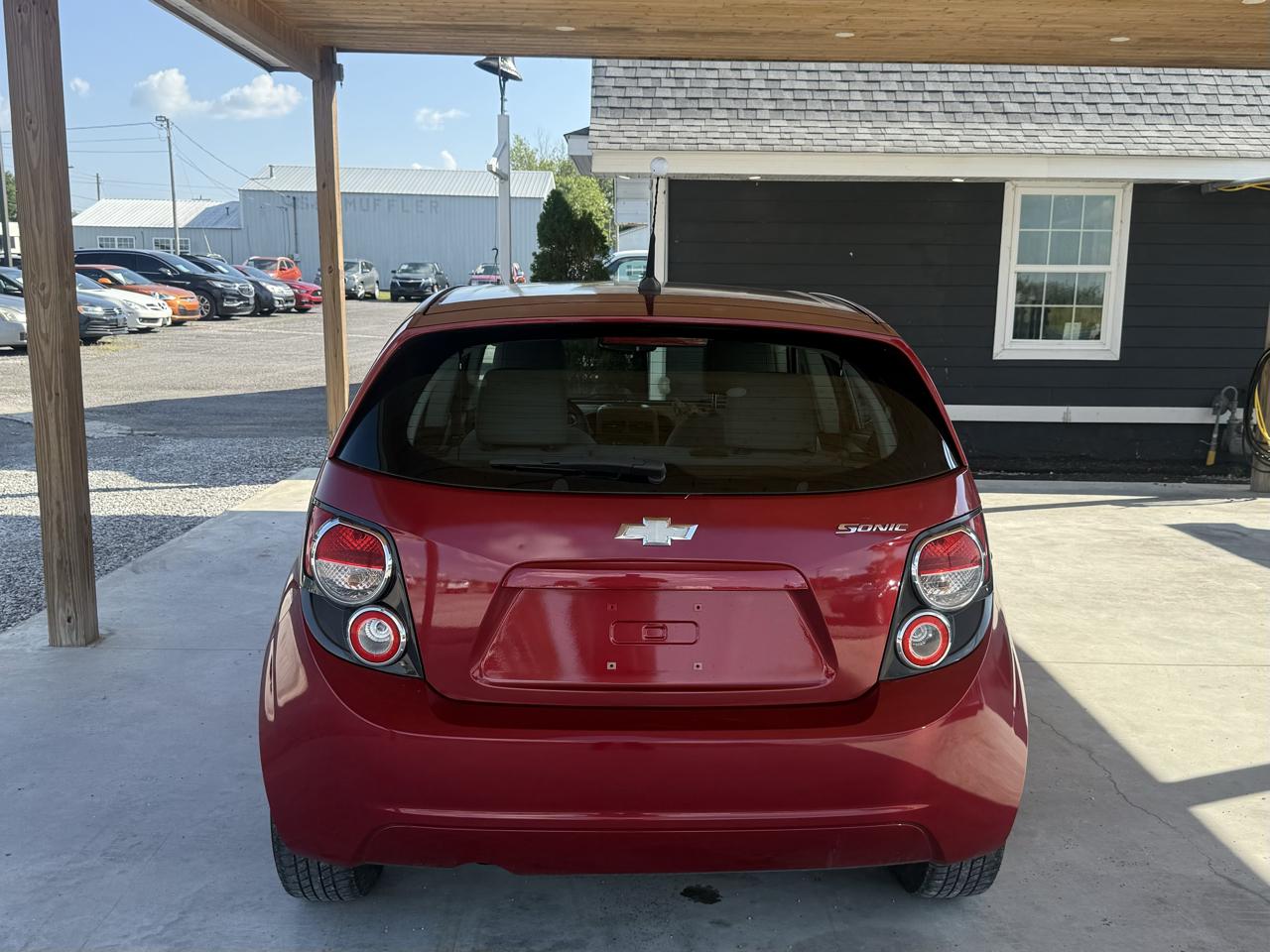 Chevrolet Sonic 5dr HB LS 2LS 2012