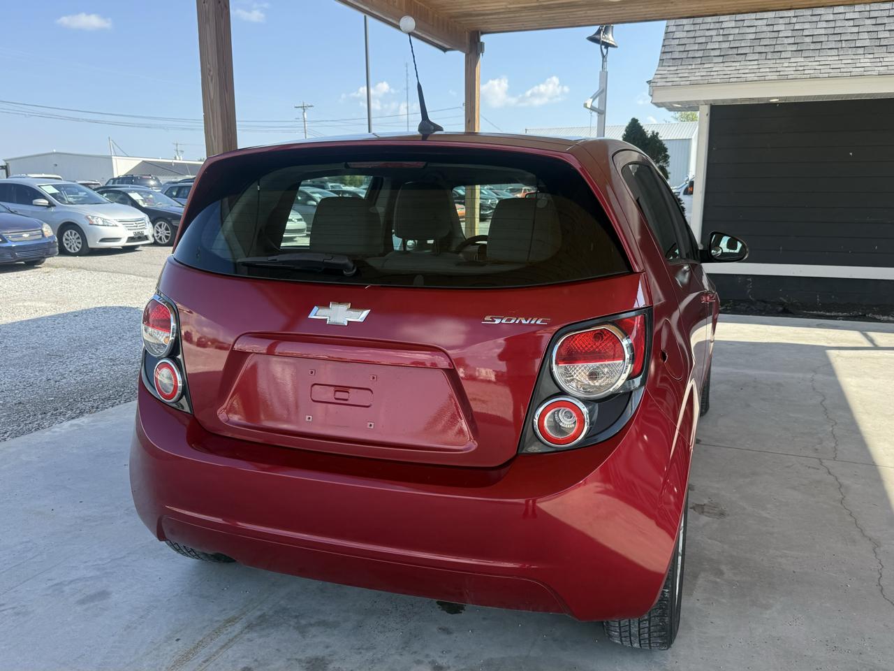 Chevrolet Sonic 5dr HB LS 2LS 2012