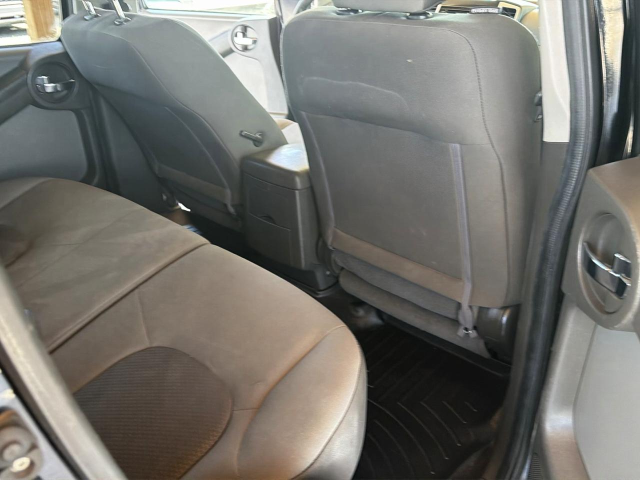 Nissan Xterra 4WD 4dr Auto S 2011