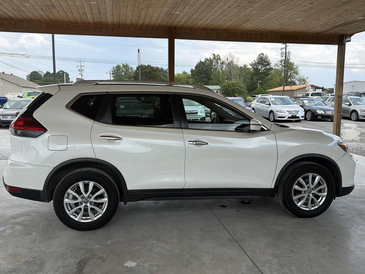 Nissan Rogue AWD SV 2017