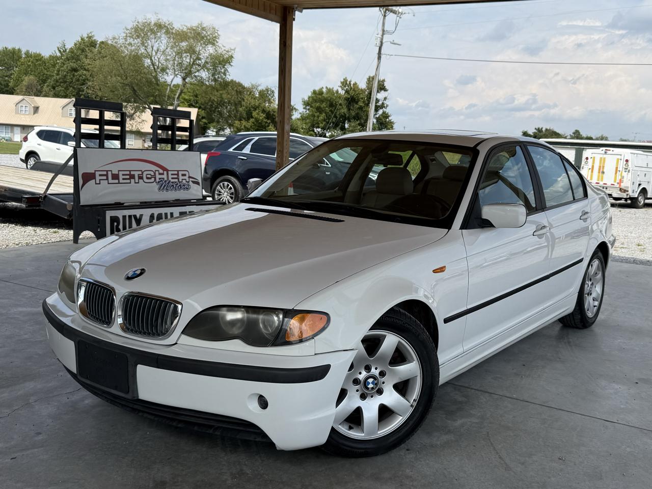 BMW 3 Series 325i 4dr Sdn RWD 2003