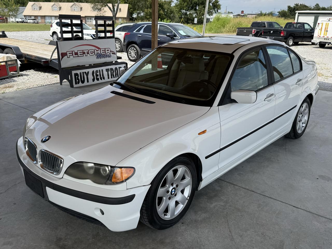 BMW 3 Series 325i 4dr Sdn RWD 2003