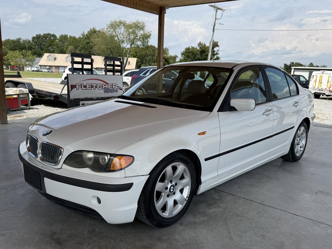 BMW 3 Series 325i 4dr Sdn RWD 2003