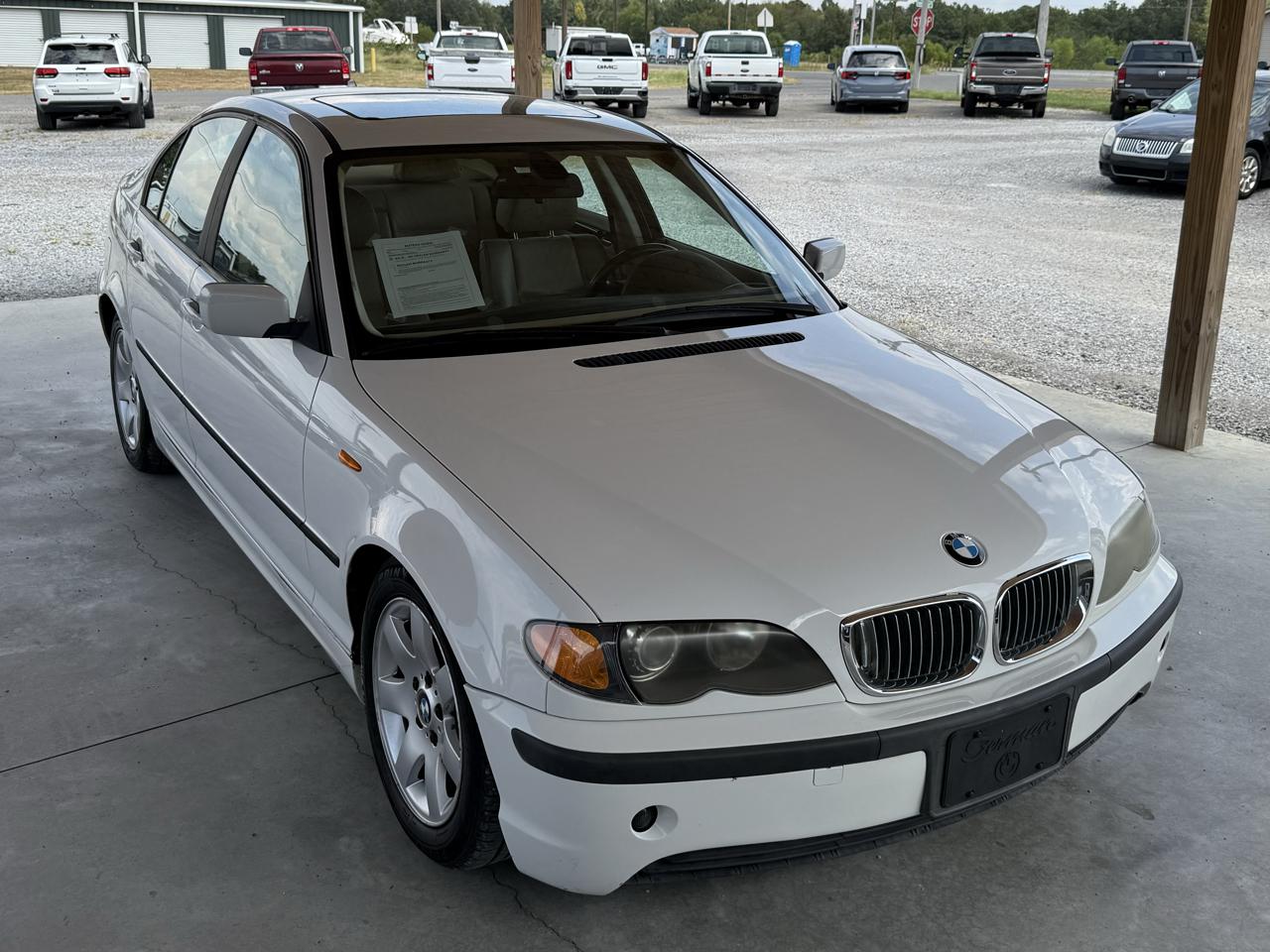 BMW 3 Series 325i 4dr Sdn RWD 2003