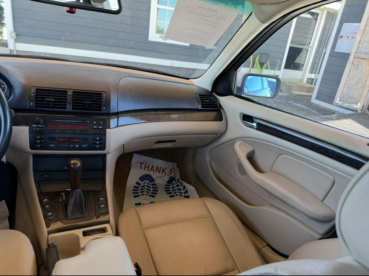 BMW 3 Series 325i 4dr Sdn RWD 2003