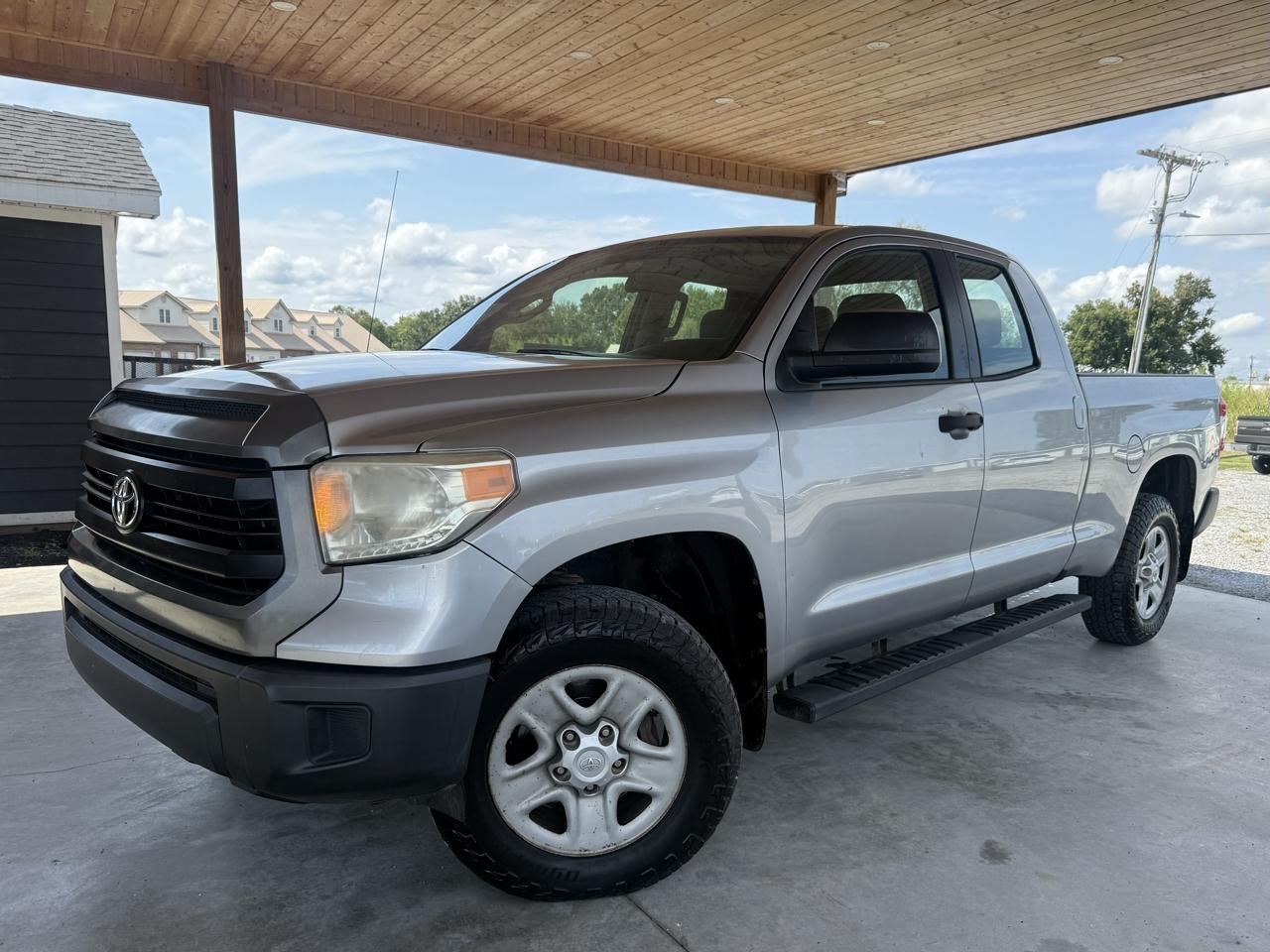 Toyota Tundra 4WD Truck Double Cab 4.6L V8 6-Spd AT SR5 (Natl) 2014