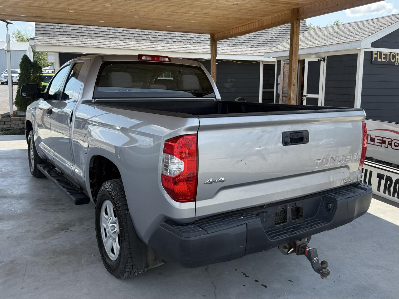 Toyota Tundra 4WD Truck Double Cab 4.6L V8 6-Spd AT SR5 (Natl) 2014