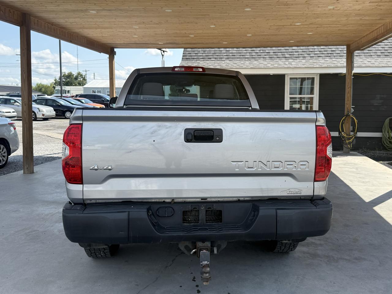 Toyota Tundra 4WD Truck Double Cab 4.6L V8 6-Spd AT SR5 (Natl) 2014