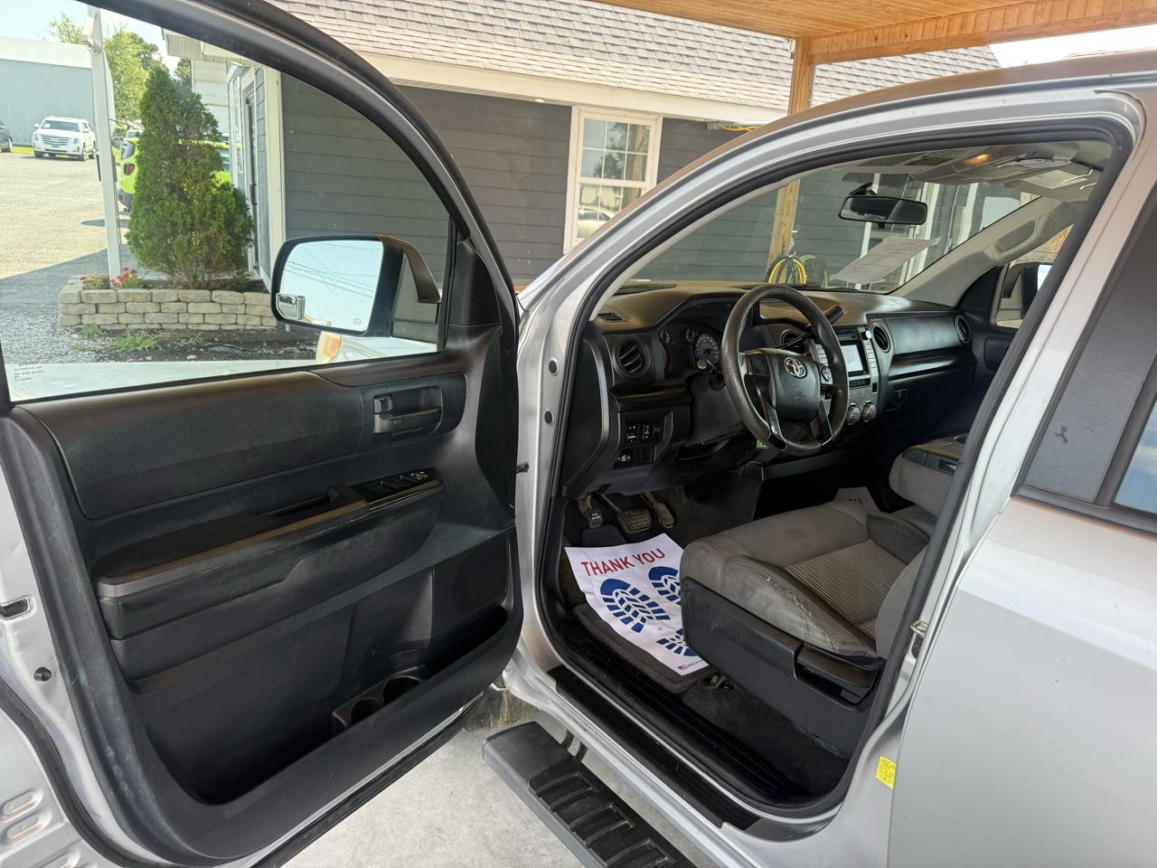 Toyota Tundra 4WD Truck Double Cab 4.6L V8 6-Spd AT SR5 (Natl) 2014