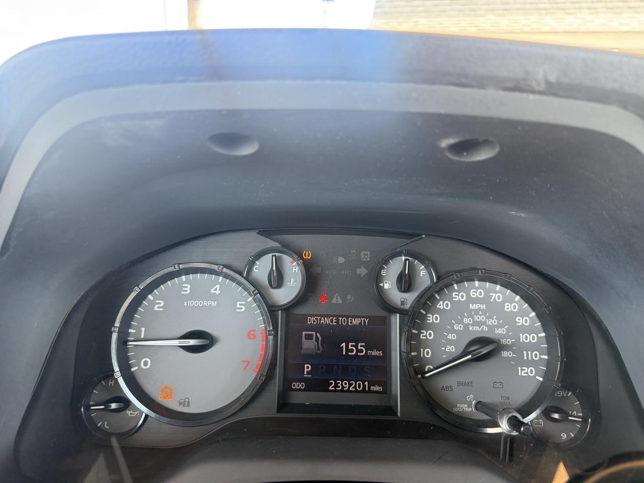 Toyota Tundra 4WD Truck Double Cab 4.6L V8 6-Spd AT SR5 (Natl) 2014