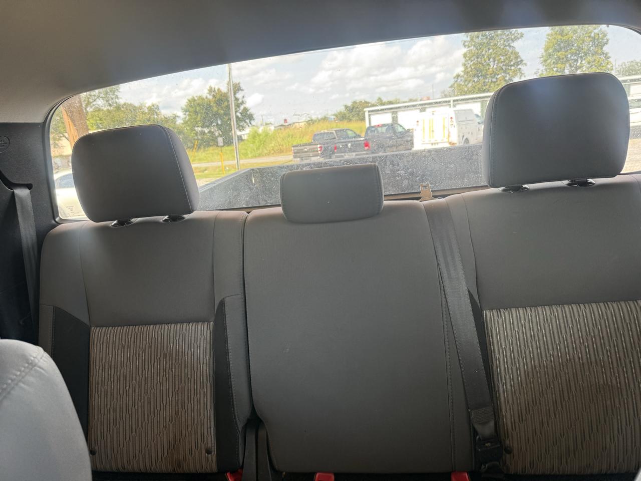 Toyota Tundra 4WD Truck Double Cab 4.6L V8 6-Spd AT SR5 (Natl) 2014