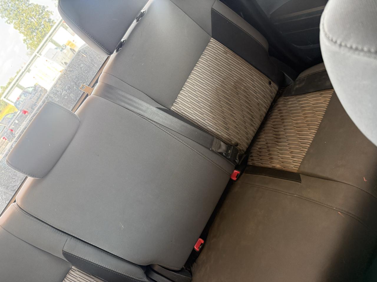 Toyota Tundra 4WD Truck Double Cab 4.6L V8 6-Spd AT SR5 (Natl) 2014