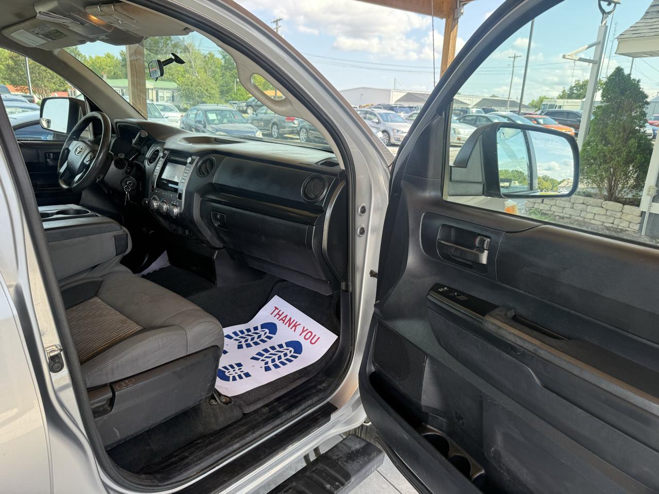 Toyota Tundra 4WD Truck Double Cab 4.6L V8 6-Spd AT SR5 (Natl) 2014