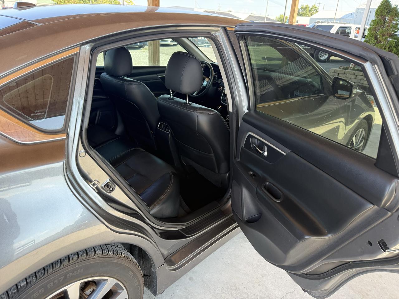 Nissan Altima 2.5 SL Sedan 2017