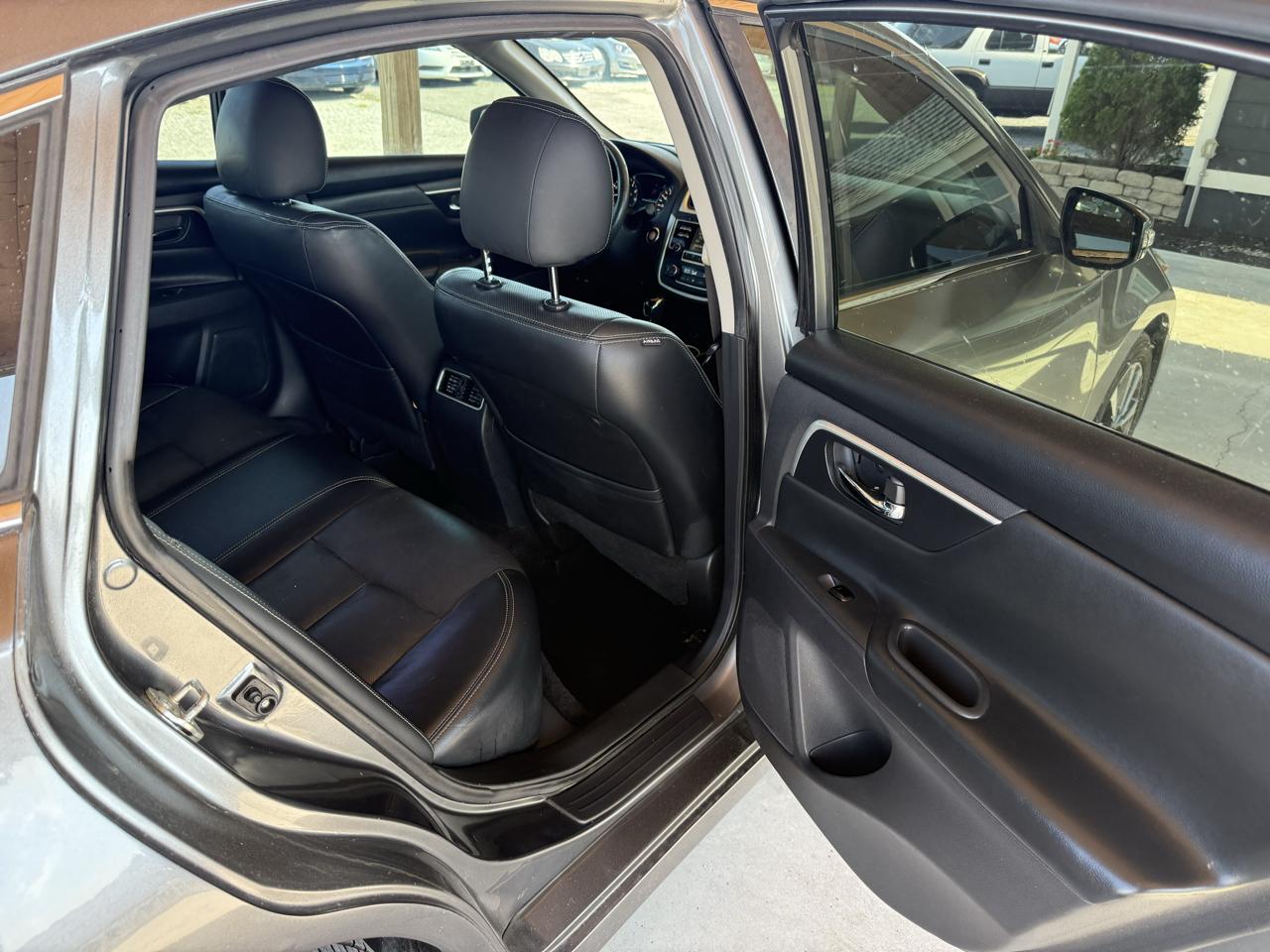 Nissan Altima 2.5 SL Sedan 2017