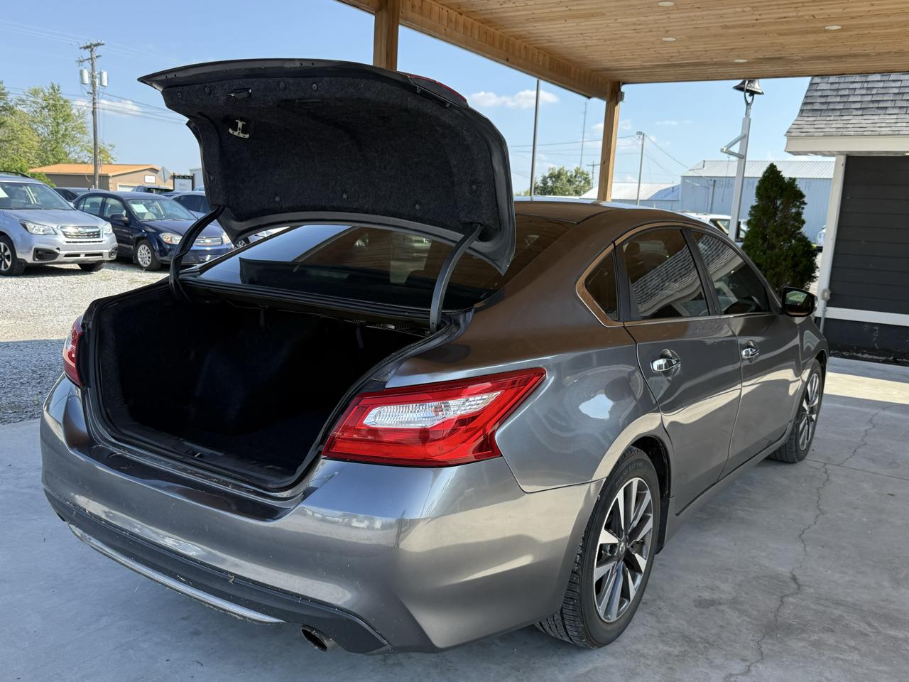 Nissan Altima 2.5 SL Sedan 2017
