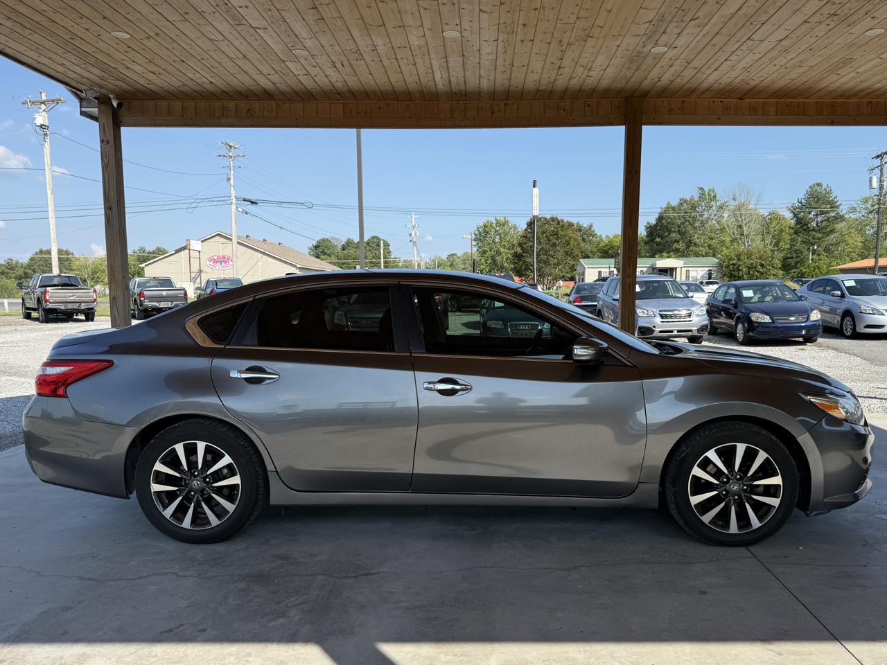 Nissan Altima 2.5 SL Sedan 2017