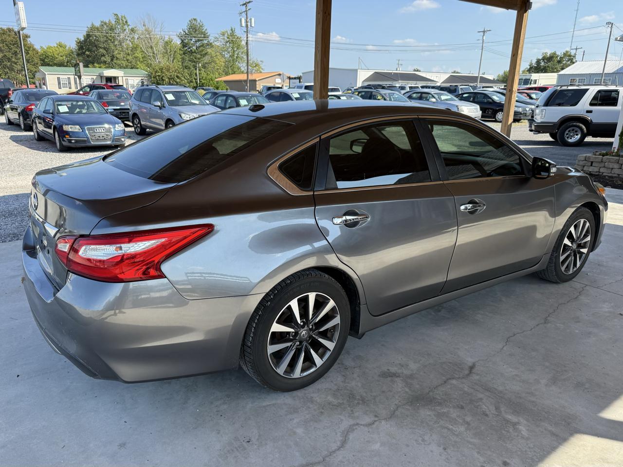 Nissan Altima 2.5 SL Sedan 2017
