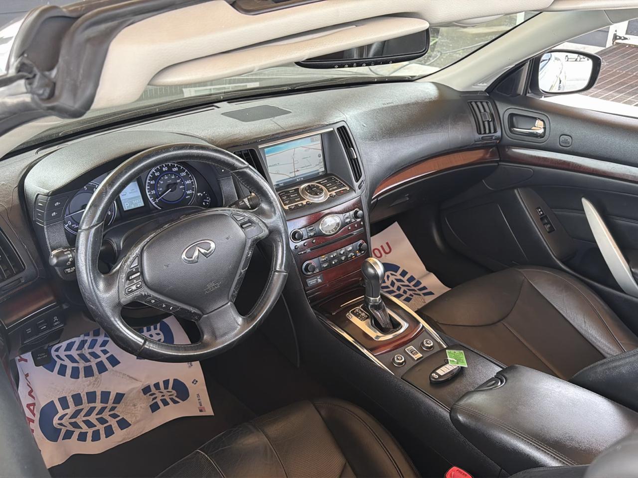 Infiniti G37 Convertible 2dr Base 2010
