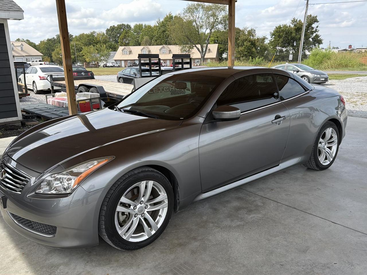 Infiniti G37 Convertible 2dr Base 2010