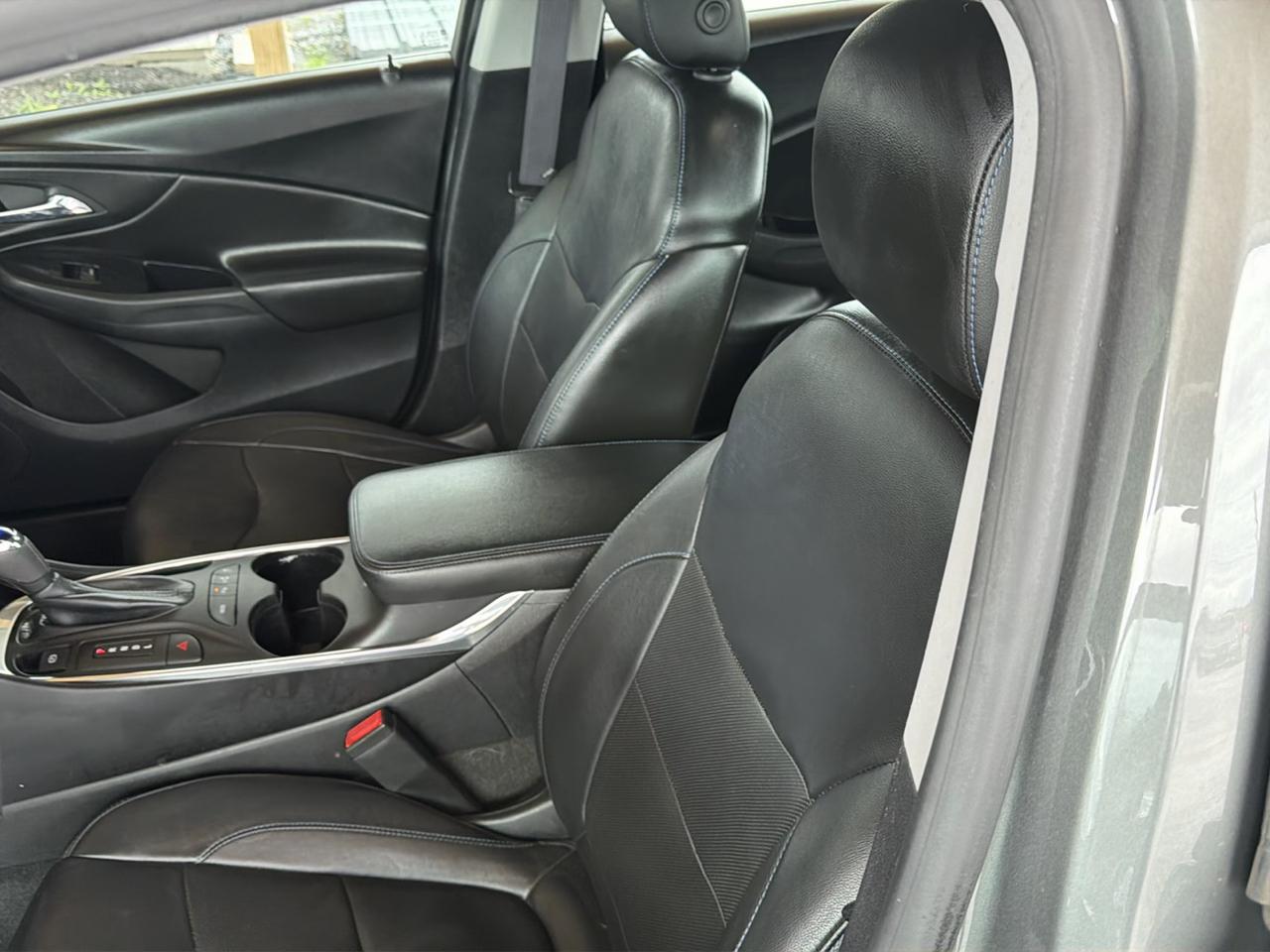 Chevrolet Volt 5dr HB Premier 2017