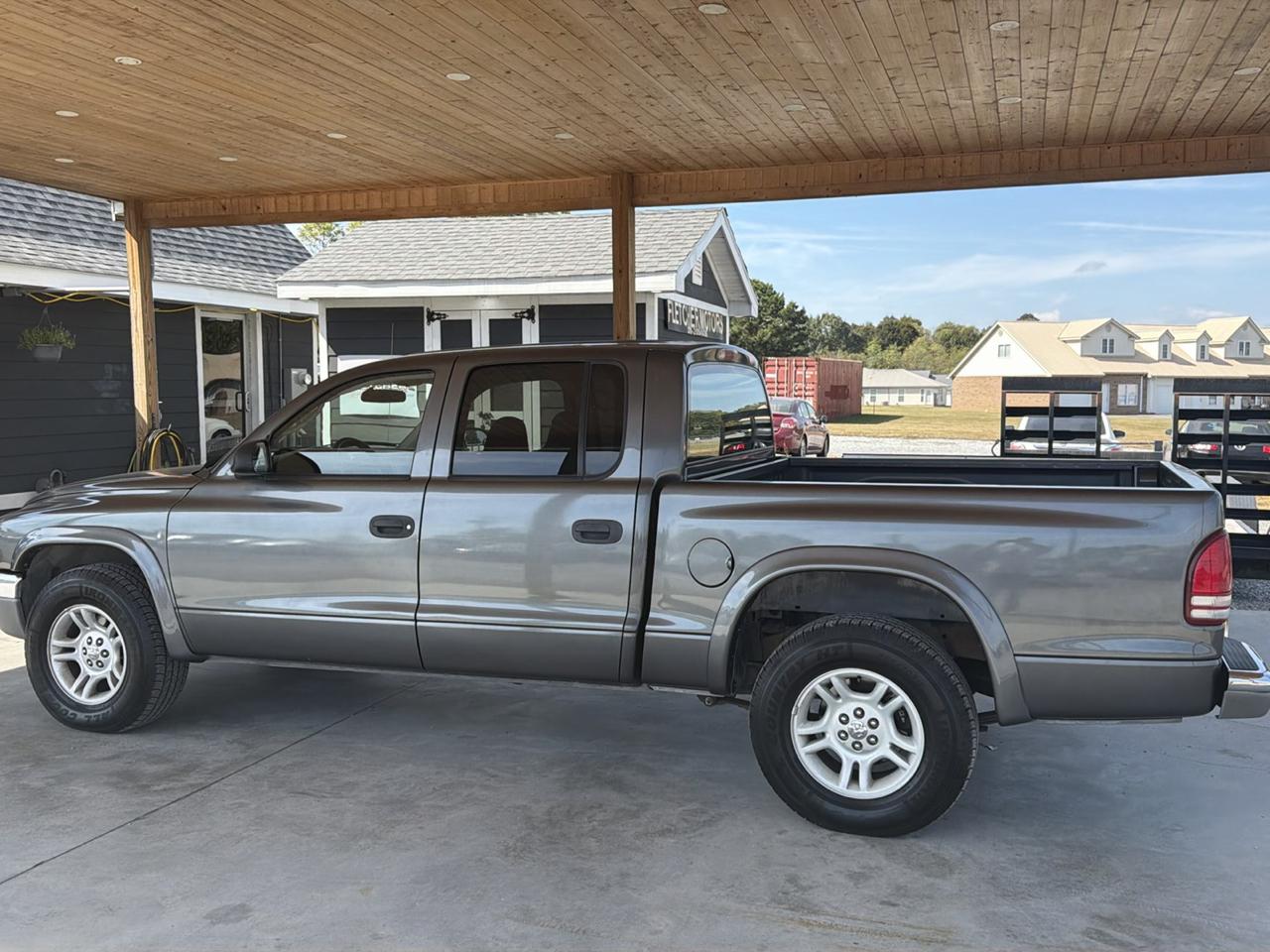 Dodge Dakota 4dr Quad Cab 131" WB SLT 2003