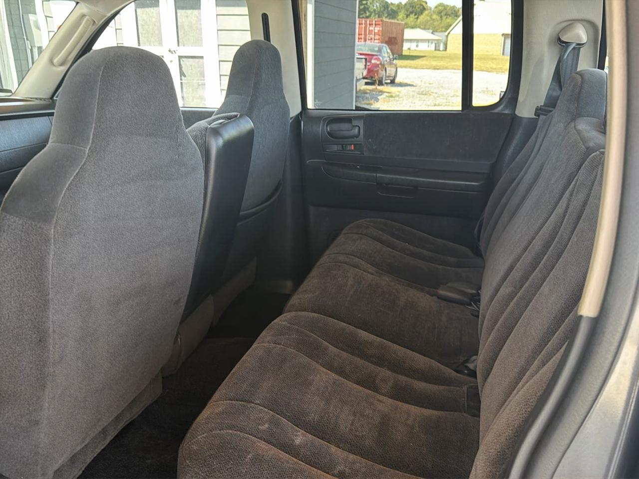 Dodge Dakota 4dr Quad Cab 131" WB SLT 2003