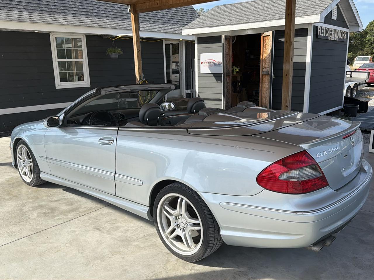 Mercedes-Benz CLK-Class 2dr Cabriolet 5.5L 2008