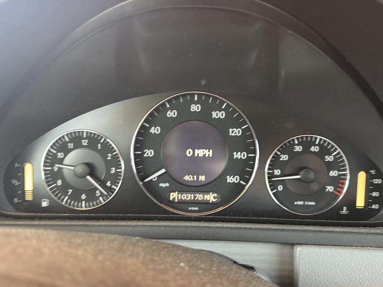 Mercedes-Benz CLK-Class 2dr Cabriolet 5.5L 2008