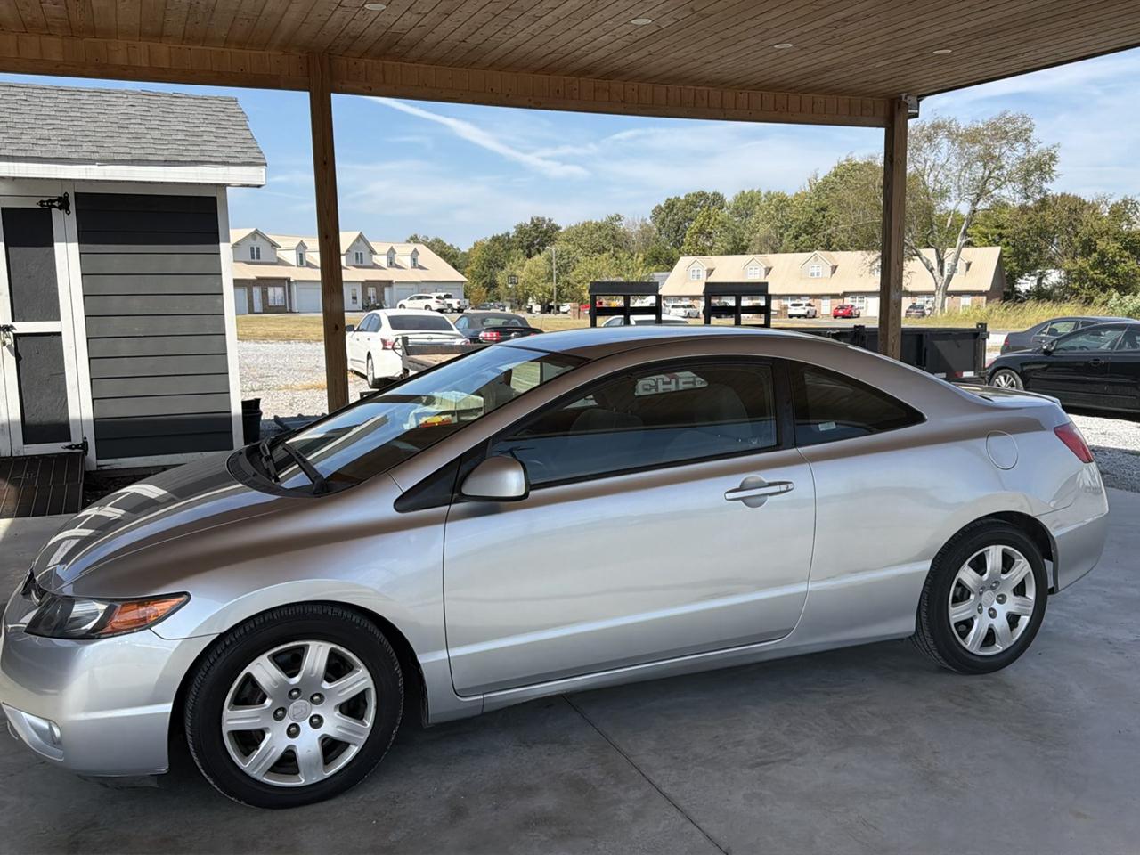 Honda Civic Cpe LX AT 2006